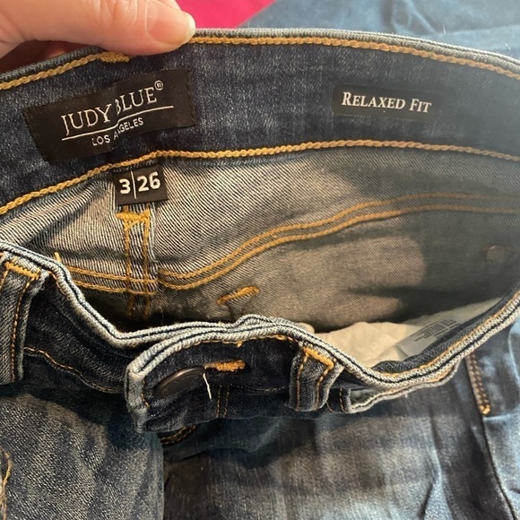 Judy Blue distressed relaxed fit jeans - Picture 8 of 8